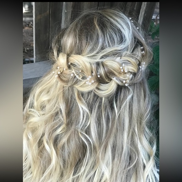 Hair Accessory - Picture 2 of 5
